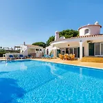 Casa Cupula *