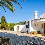Casa Cupula 카르보에이루